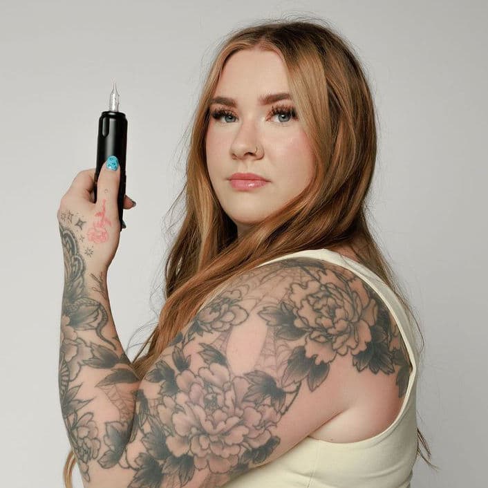 Reanna, tattoo and PMU artist at M-Power Salon & Spa