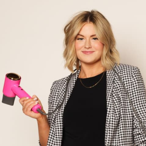 Trina Riddle, Hairstylist at M-Power Salon & Spa